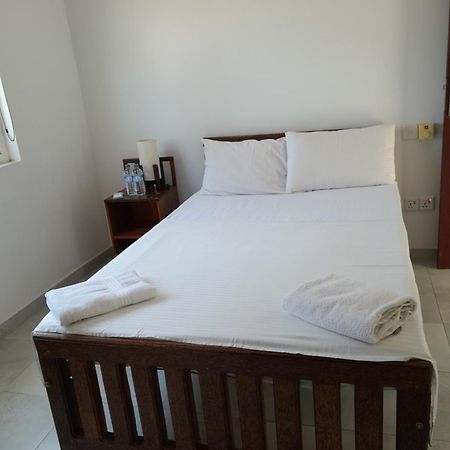 קלוטארה Amssler Beach Stay מראה חיצוני תמונה