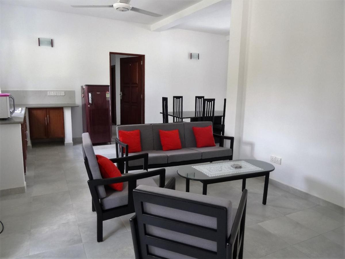 קלוטארה Amssler Beach Stay מראה חיצוני תמונה