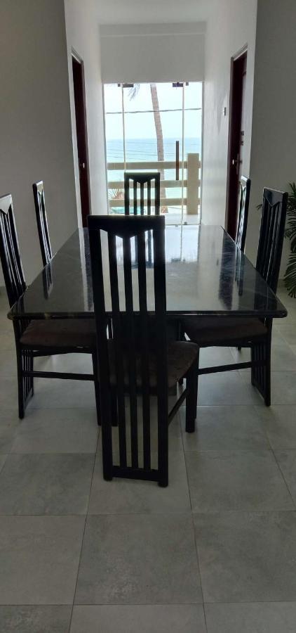 קלוטארה Amssler Beach Stay מראה חיצוני תמונה