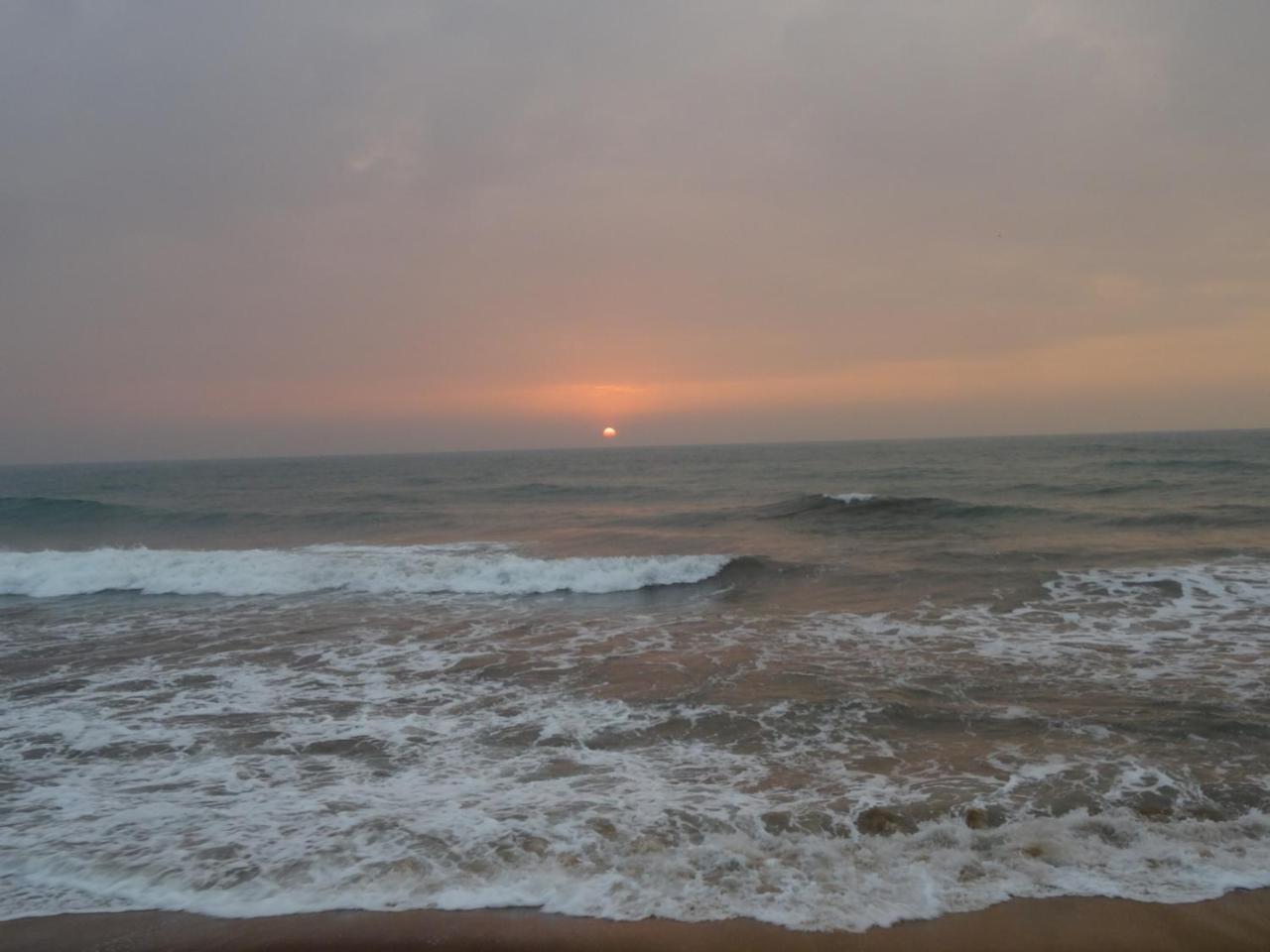 קלוטארה Amssler Beach Stay מראה חיצוני תמונה