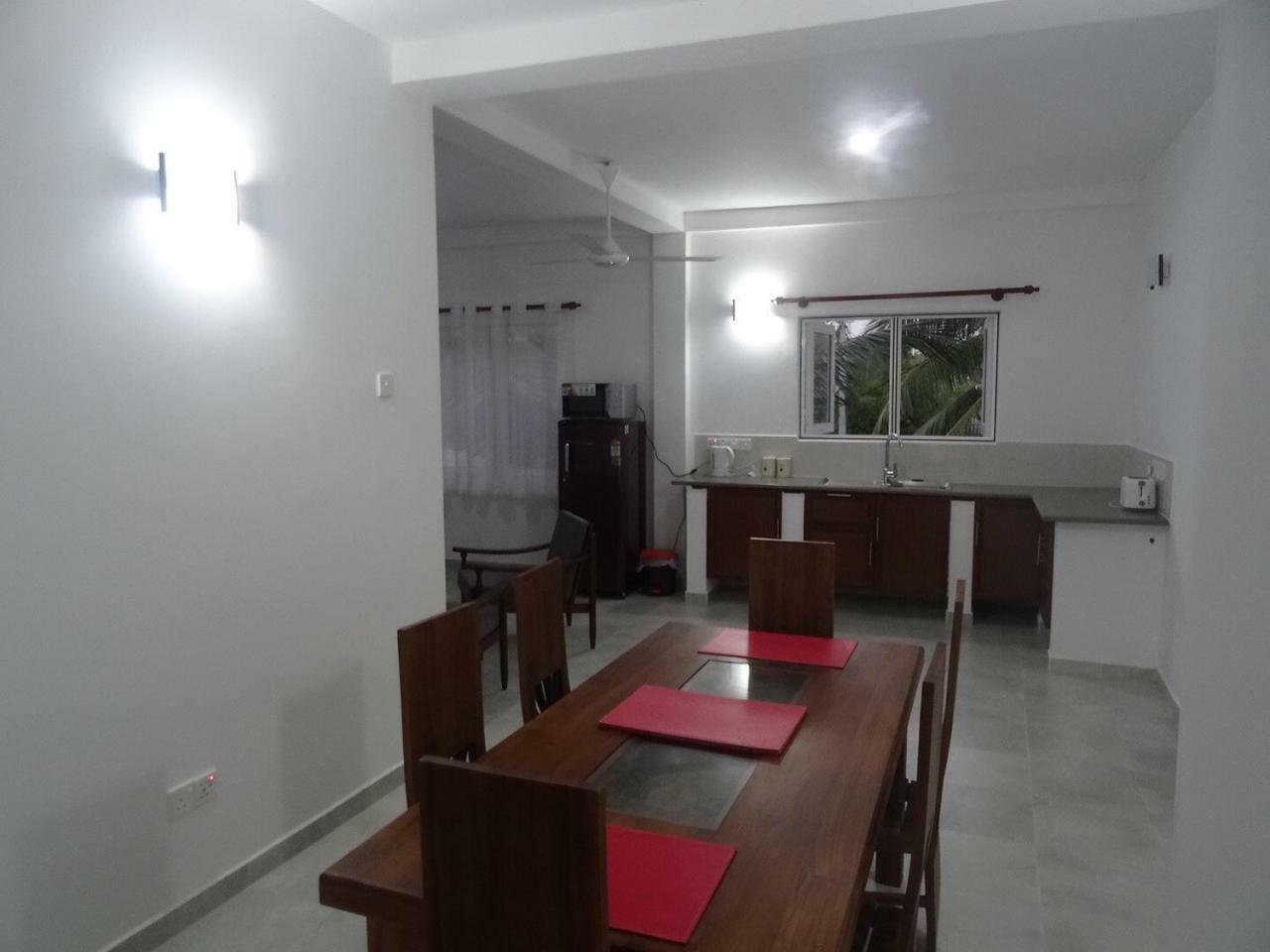 קלוטארה Amssler Beach Stay מראה חיצוני תמונה